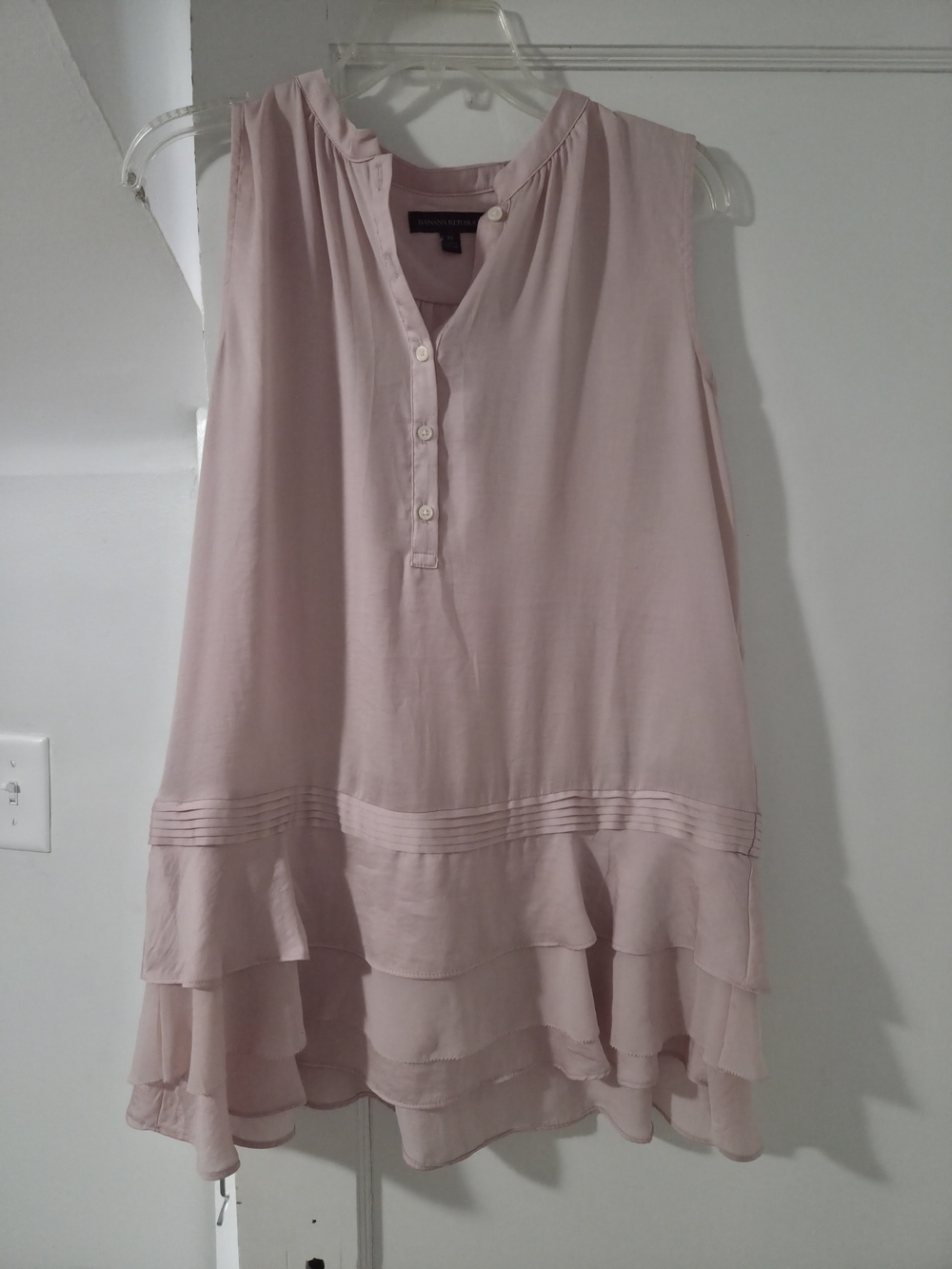 Banana Republic Sleeveless Tiered Tunic in Light Pink